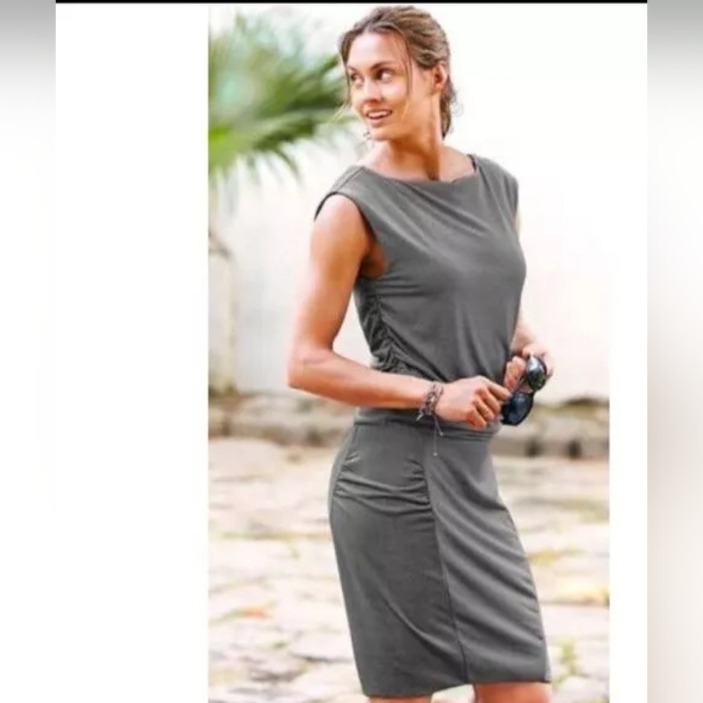 NEW Athleta Micro Stripe Westwood Sleeveless Above The Knee Dress Sz M NWT